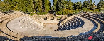 Amphithéâtre romain Odéon